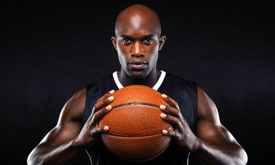 استفث کری در نهایت قراردادی را که از جنگجویان سزاوار است، به دست آورد