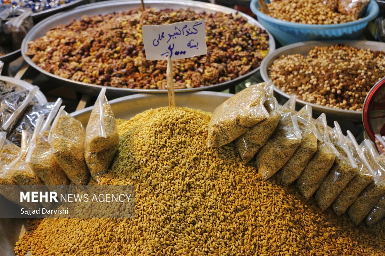 آئینهایی به وسعت باهم بودن؛ از فال «چل سرو» تا هدیه از پشتبام همسایه