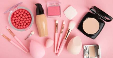 چرا باید از لوازم آرایش باکیفیت استفاده کنیم