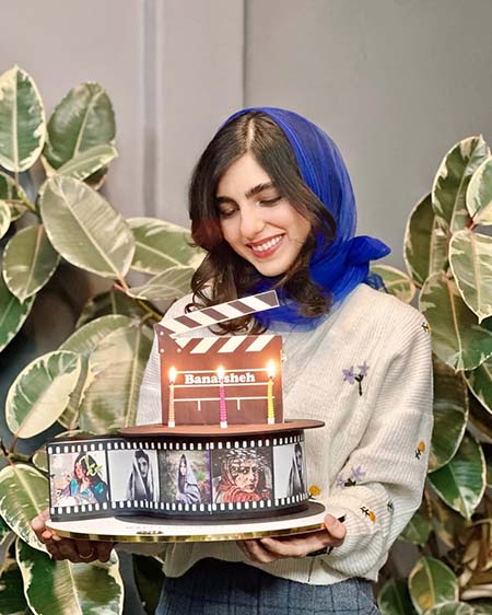 بنفشه ریاضی, زندگی شخصی بنفشه ریاضی