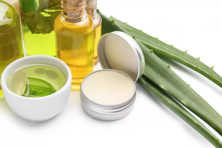 درمان ریزش مو با مواد طبیعی