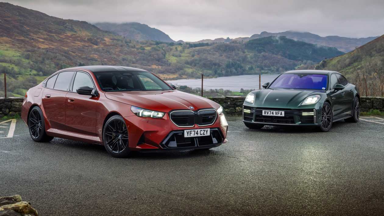 BMW M5 (G90) v Porsche Panamera Turbo E‑Hybrid – 700bhp hybrid super saloons go head-to-head | evo