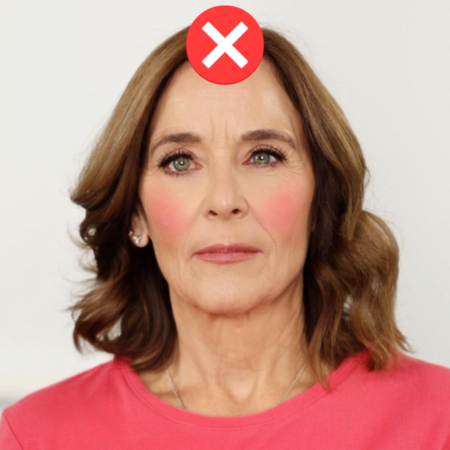 اتکنیک‌های جوان‌سازی با رژگونه