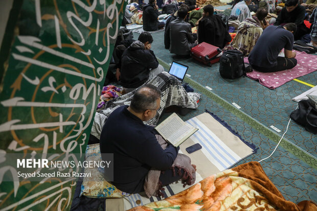 اعتکاف«لنگرگاه هویت» برای نسل جدید؛ بازآفرینی معنویت در مساجد کرمانشاه