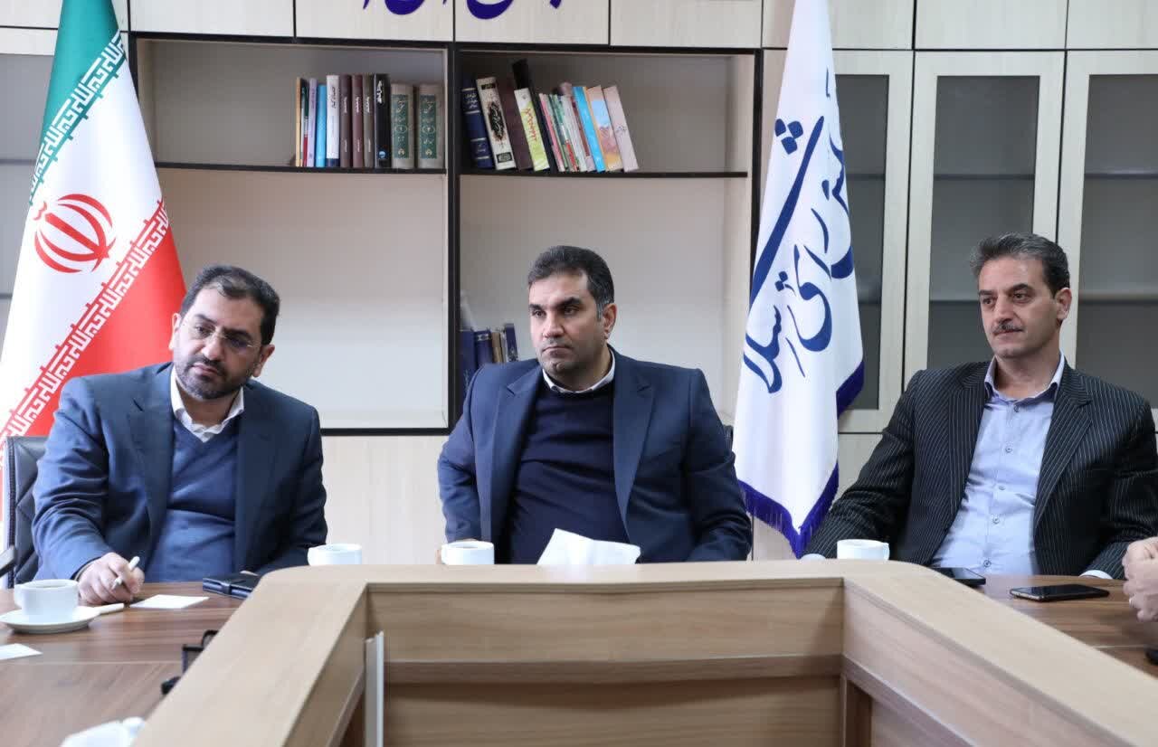 برگزاری نشست بررسی پروژه‌های مسکن و راه شهرستان اردکان