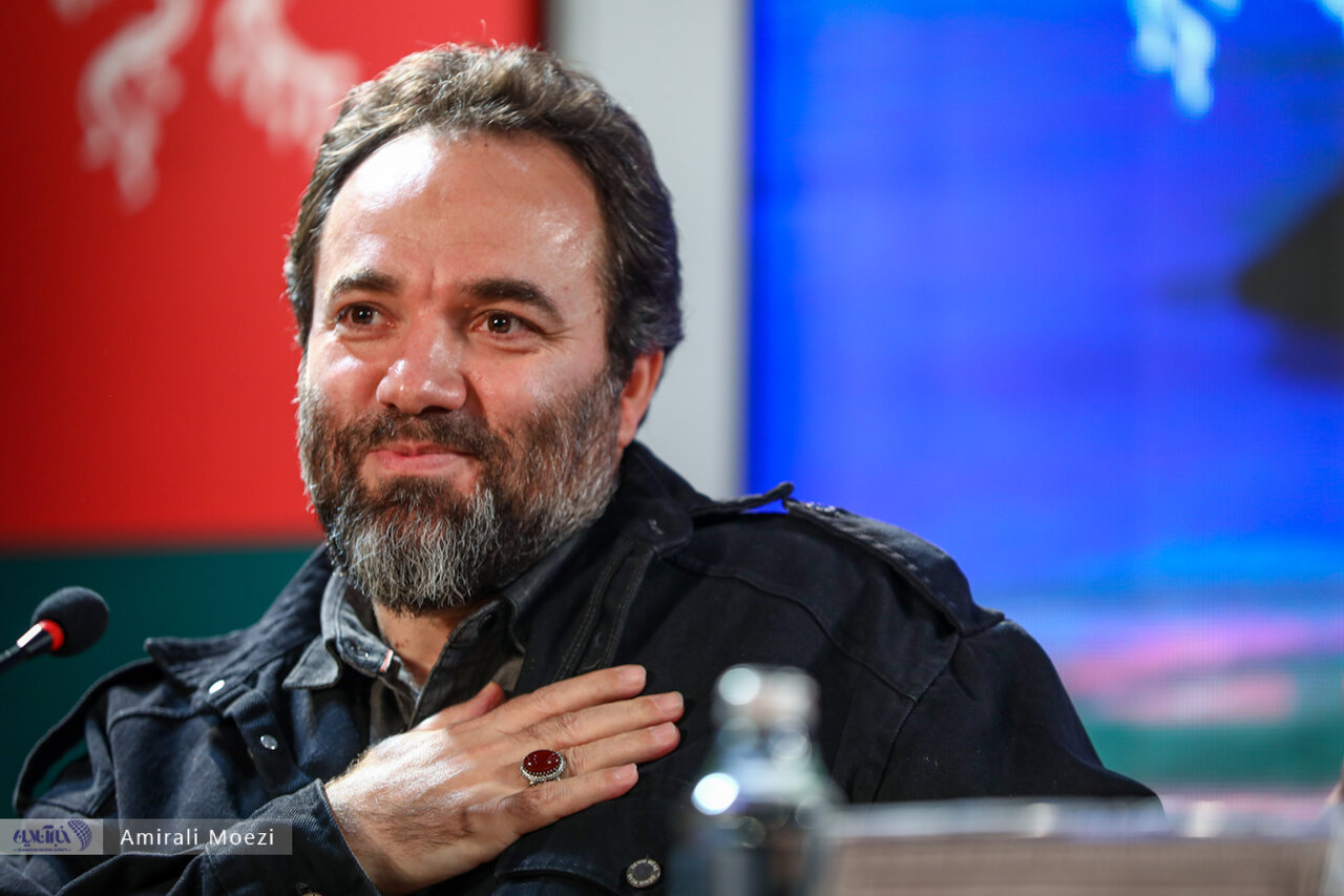 آرمان درویش: از گلشیفته فراهانی سپاسگزارم که هنوز هم غم وطن را می‌خورد