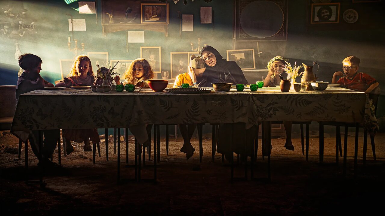 بابک خواجهپاشا: آسیب روحی که در حین ساخت «سرزمین فرشتهها» خوردم بسیار زیاد بود/ بچههای امروز، فردا خواهند پرسید در روزهای سخت برایمان چه کردید؟