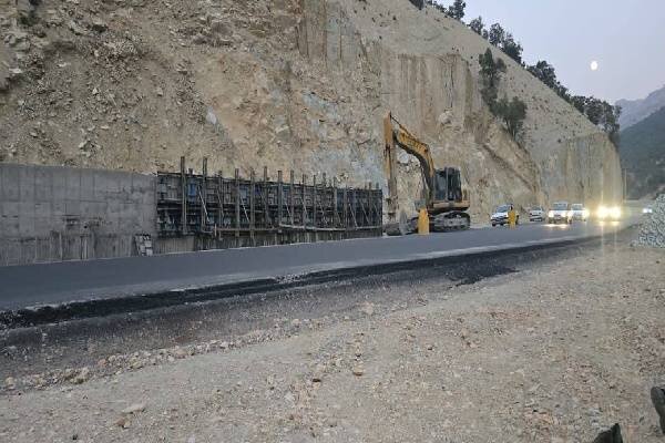 جادههای کهگیلویه و بویراحمد بیآزادراه