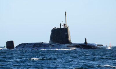 زیردریایی اتمی انگلیس به دریای عرب رسید/ ماجرا چیست؟