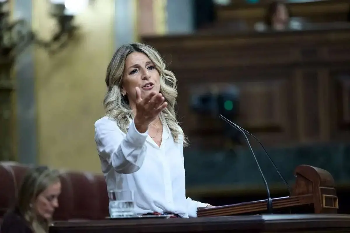 واکنش تند اسپانیا به موضع رئیس کمیسیون اروپا در قبال جنگ علیه ایران