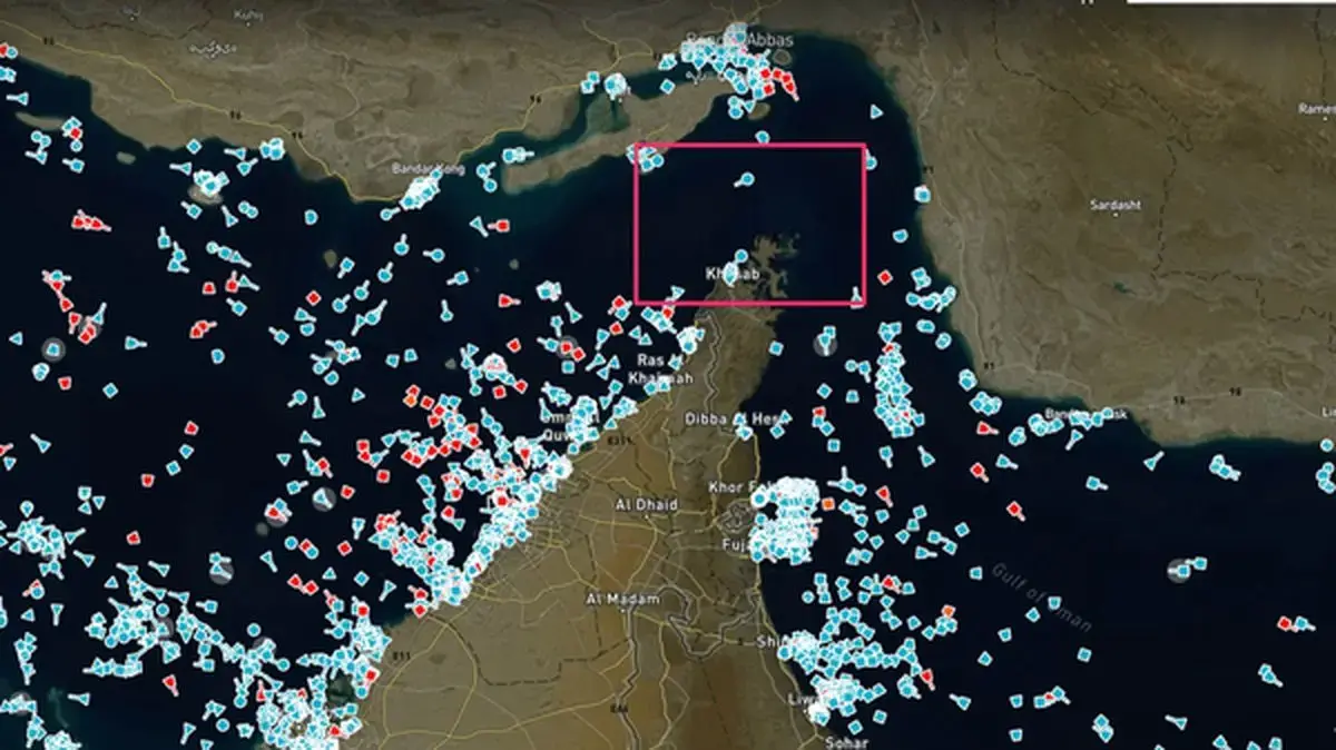 واکنش عجیب ترامپ به وضعیت تنگه هرمز / آمریکا عقب‌نشینی کرد