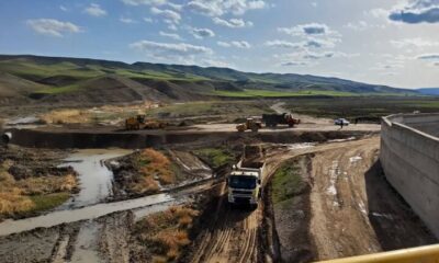 آزادراه چالوس - رامسر در حال اجرا است