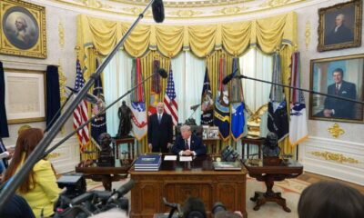 ترامپ: به زودی ایران را ترک می‌کنیم