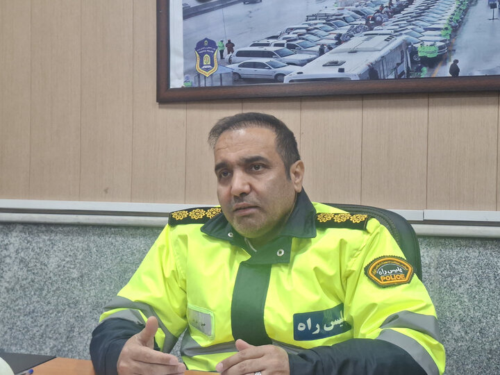 توقیف تریلی ۱۸ چرخ در جاده قزوین - همدان با رانندگی نوجوان ۱۳ ساله