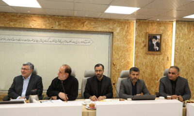 جزئیات نشست جمعی از نمایندگان با وزیر بهداشت؛ تأکید بر کنترل قیمت دارو