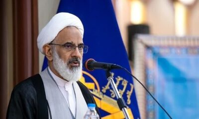 حاجی صادقی: دشمن می‌خواهد اراده مردم ما را بشکند