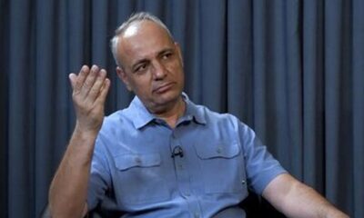 زیدآبادی: بعید می‌دانم پاپ بخواهد بیش از این دهان به دهان این چاکیده‌دهان شود!