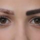 عوارض پاک کردن تاتو ابرو با لیزر {5 عوارض مهم و تجربی}