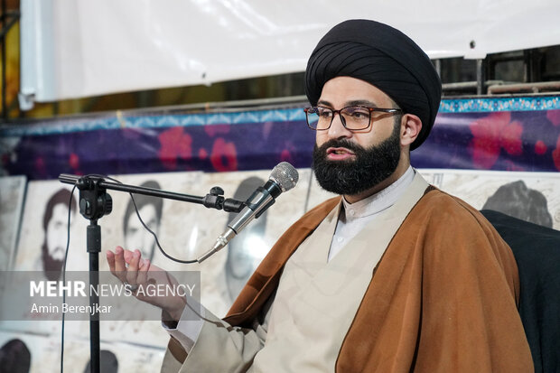 مساجد سنگر فرهنگی شیراز در دوران جنگ نرم هستند