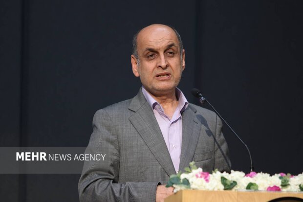 استاندار گیلان: راه‌آهن رشت به آستارا در حال تکمیل است
