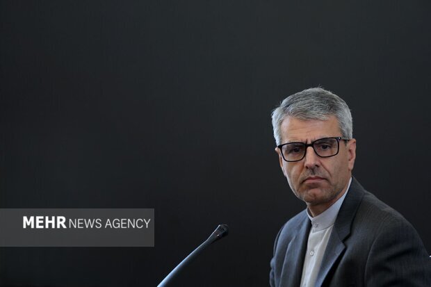 بقائی: حمله به ایران، تجاوز نظامی آشکار به دولتی مستقل بود