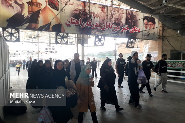 تأمین آب شرب زائران در پایانه مرزی بدون مشکل در جریان است