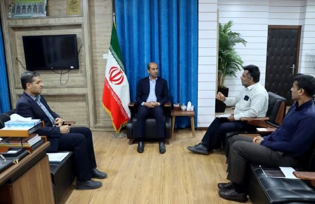 تأکید فرماندار دشتی بر ضرورت جلوگیری از انحراف و قاچاق سوخت