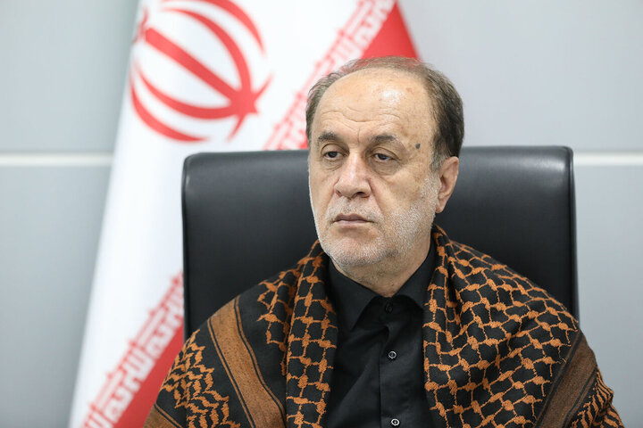 حاجی بابایی: وحدت باید ملاک عمل همه باشد