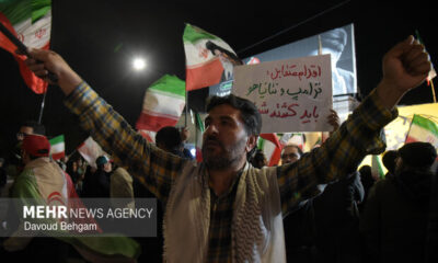 حماسه سرایی؛ تجمع شبانه مردم انقلابی شاهرود