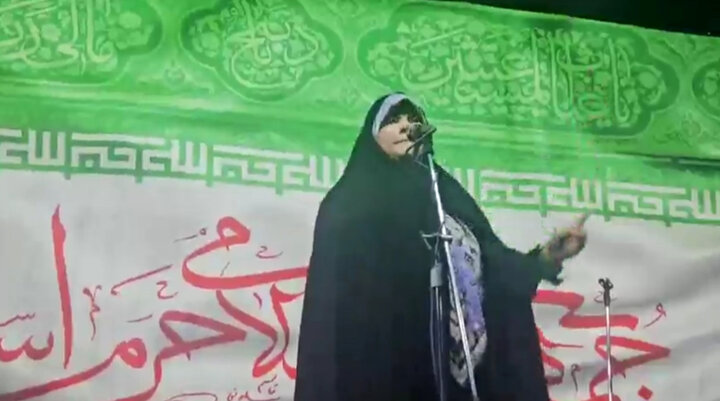 رجزخوانی «سحر امامی» در تجمع شبانه مردم رشت