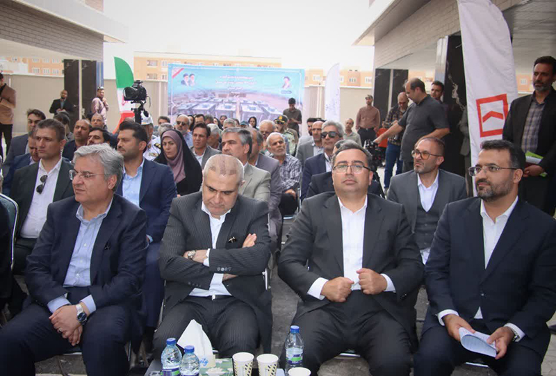 فرزانه صادق: تحویل طرح‌های مسکن بدون خدمات روبنایی و زیربنایی در برنامه وزارت راه و شهرسازی نیست
