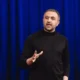 مدیرعامل هوش مصنوعی مایکروسافت درباره خودآگاهی تقلبی هوش مصنوعی هشدار می‌دهد