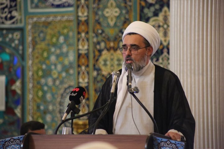 مرادی: فرار مفتضحانه آمریکایی‌ها نشانه استیصال استکبار است