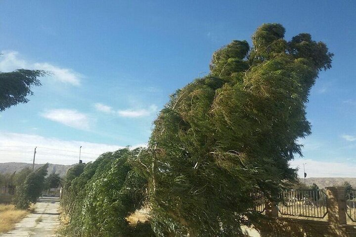 وزش باد پدیده غالب اصفهان در هفته نخست خرداد؛ دما تغییری ندارد 