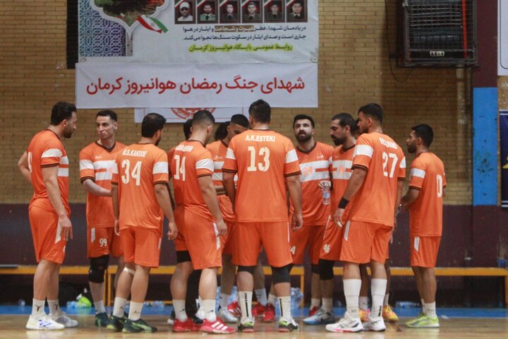 پیروزی هندبالیست های مس کرمان برابر هپکو اراک پیروزی هندبالیست های مس کرمان برابر هپکو اراک