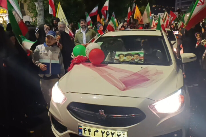 کاروان عروسی در تجمع مردم قزوین