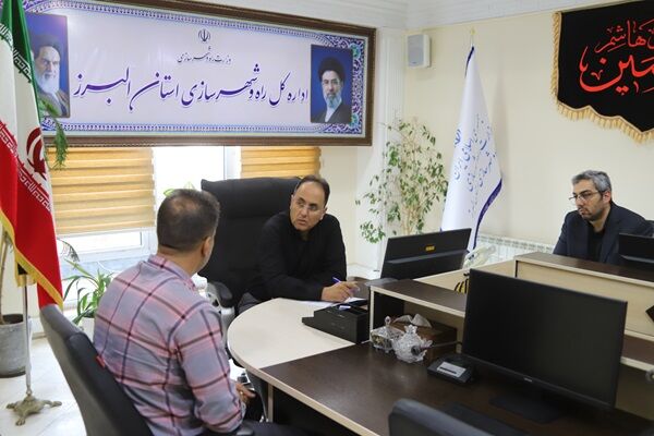 ببینید | برگزاری جلسه ملاقات مردمی با مدیرکل راه و شهرسازی استان البرز