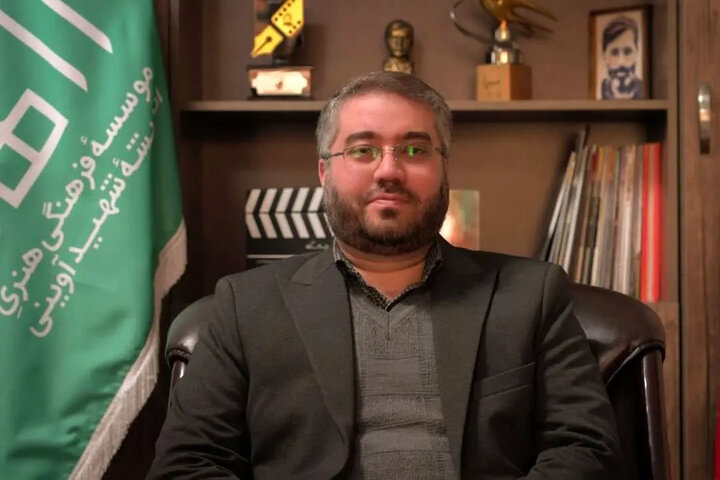 تولیدکننده «کلینیک رویا» مدعی شد: سریال جذابی بود و مخاطب دوستش داشت/ «گاندو۳» در حال نگارش است «گاندو ۳» در حال نگارش است/ چه صحنههایی از «کلینیک رویا» حذف شد؟