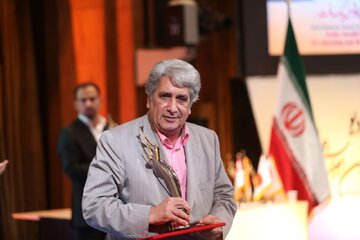 حال صدای ماندگار رادیو خوب نیست/ سطح هشیاری بهروز رضوی پایین است