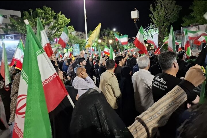 خیابان‌های تویسرکان صحنه نمایشِ «ایستادگی»