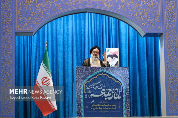 آیت‌الله خاتمی: مقاومت و وحدت حول ولایت، رمز پیروزی ملت ایران است