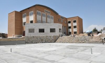 ببینید| عملیات ساخت و تکمیل مدرسه ۱۲ کلاسه مهر شهر درجزین استان سمنان از محل اعتبار سازمان ملی زمین و مسکن