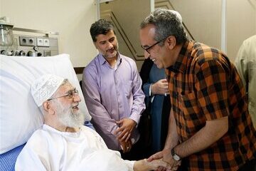 محمدحسین لطیفی: پدر که رفت، تازه فهمیدیم برای فرداهای ما چقدر تنها ایستاده بود
