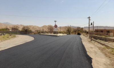 آغاز عملیات روکش آسفالت گرم ۲۰ کیلومتر از محورهای روستایی شهرستان‌های گرمسار و آرادان