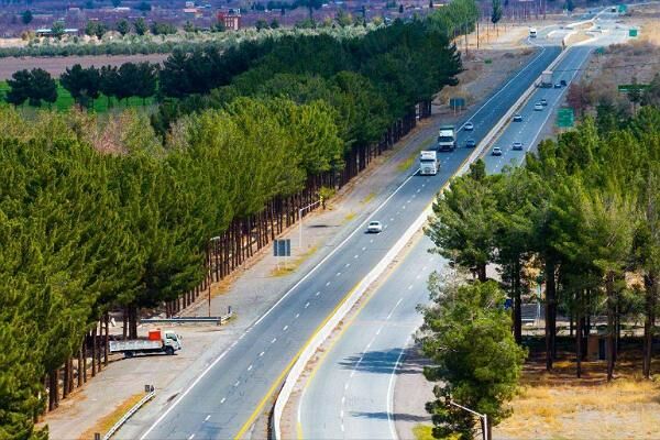 افزایش۶ درصدی تردد بین‌استانی در محورهای خراسان جنوبی/ ثبت بیش از یک میلیون و ۴۸۰ هزار سفر جاده‌ای در مرداد ماه