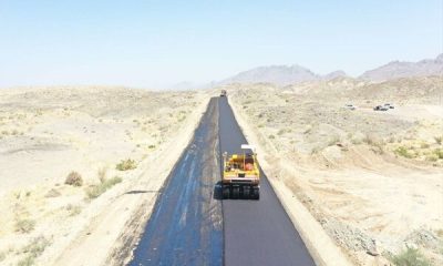 انجام ۱۰۴ کیلومتر آسفالت و زیرسازی در محور های جنوب کرمان