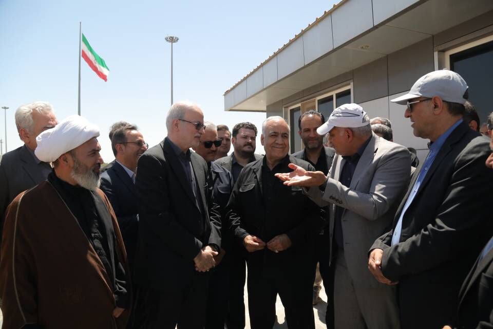 ببینید| بازدید مهندس بازوند، مدیرعامل شرکت ساخت و توسعه زیربناهای حمل و نقل کشور از پایانه مرزی لطف‌آباد
