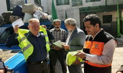 توزیع ۳۰۰ جلیقه شب‌رنگ برای ایمنی زائران پیاده روی حرم رضوی در خراسان شمالی