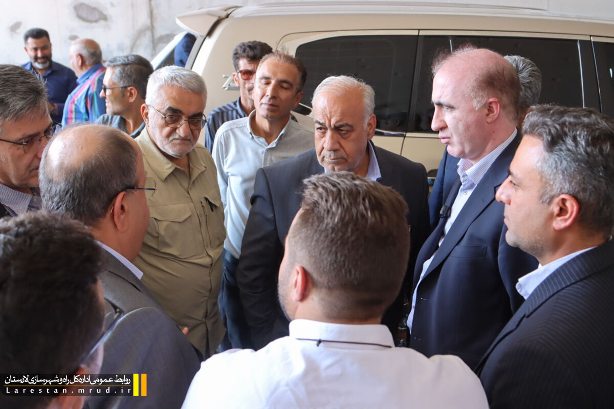 تونل وحدت در آستانه بهره‌برداری و ۳۵ کیلومتر از باند دوم محور جهرم - لار - بندرعباس در مراحل پایانی