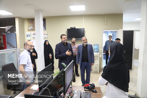حضور «احمد نادری» در خبرگزاری مهر به مناسبت روز خبرنگار
